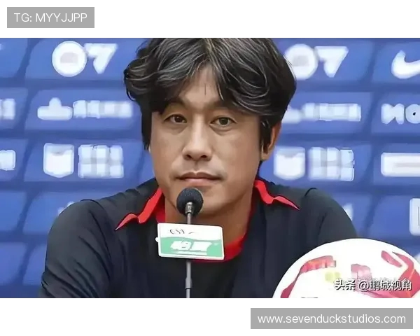 徐正源回顾执教成都经历称球队从长远目标出发如今踏上亚冠赛场倍感欣慰 徐正源回顾执教成都经历称球队从长远目标出发如今踏上亚冠赛场倍感欣慰